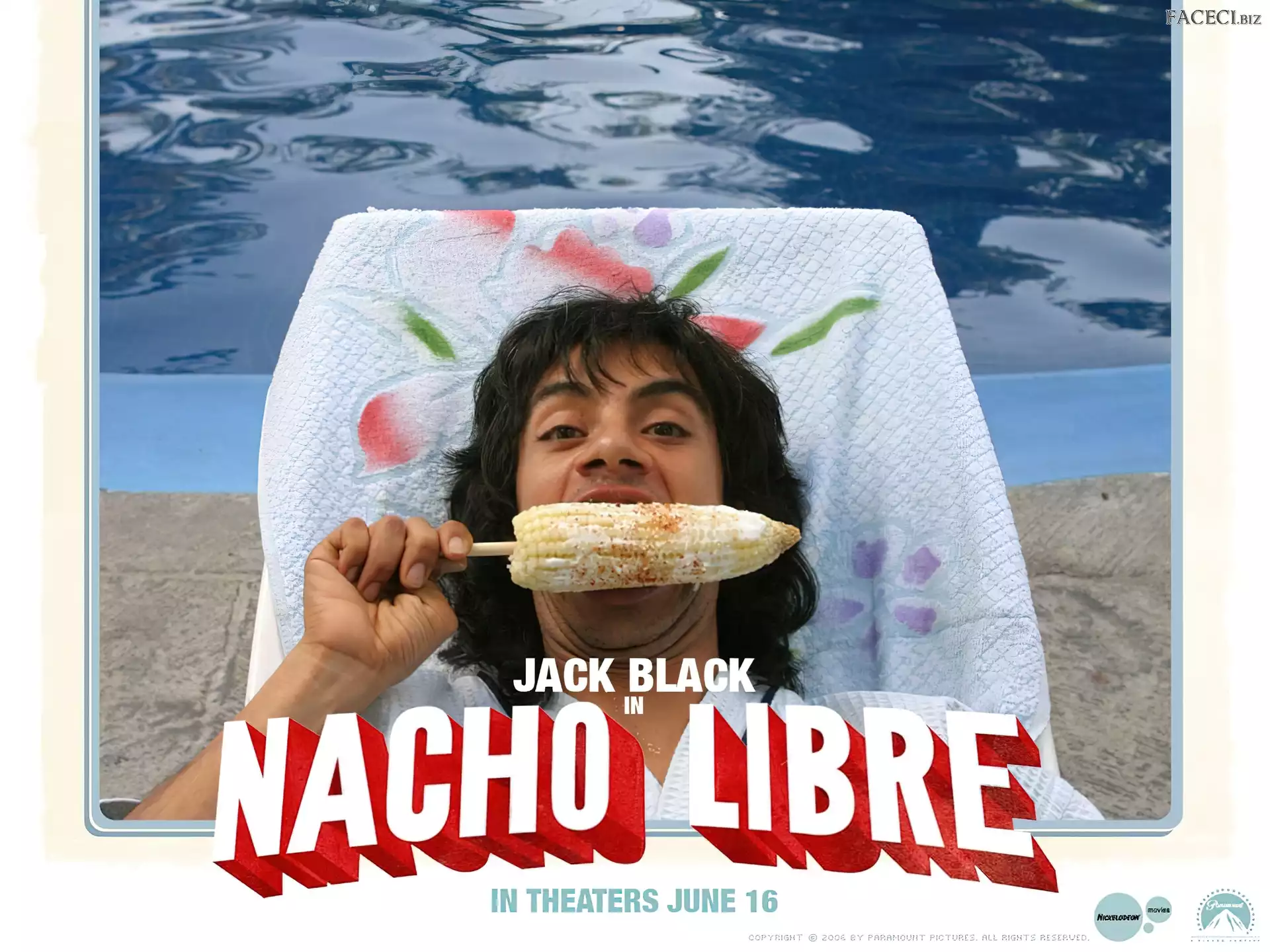 basen, leżak, Hector Jimenez, Nacho Libre, kukurydza